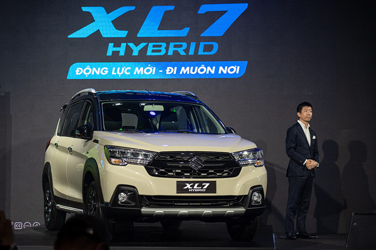 View - 	Suzuki XL7 Hybrid chỉ 559 triệu ở Việt Nam ăn 5,9 lít xăng/100km